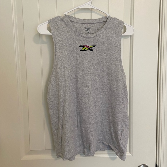 NWOT | Reebok women’s sleeveless top‎ — medium - Picture 1 of 4
